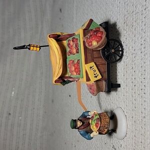 Department 56 - Heritage Village - Chelsea Market Fruit Monger and Cart